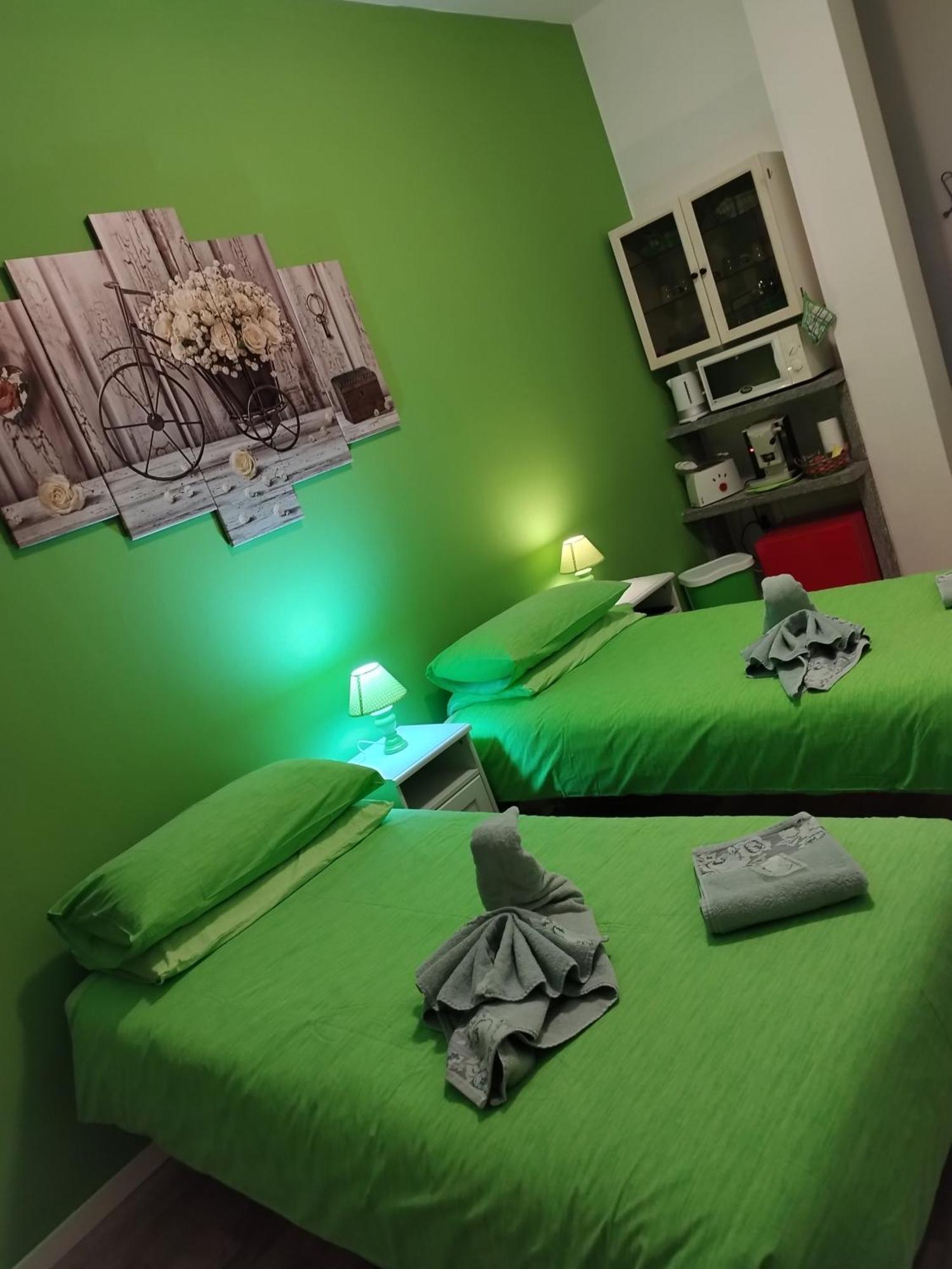 B&B Manito Lavena Ponte Tresa Room photo